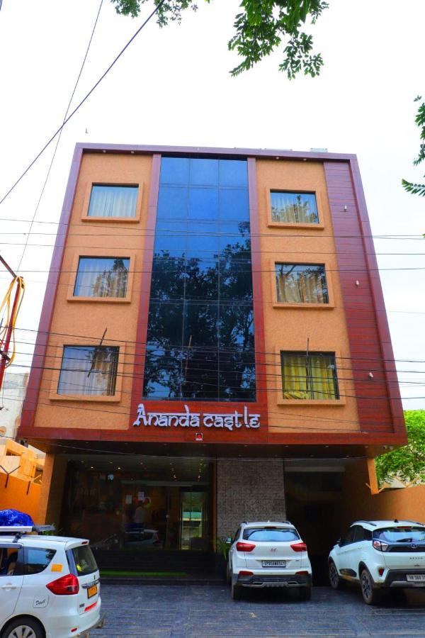 Ananda Castle 호텔 Vrindāvan 외부 사진